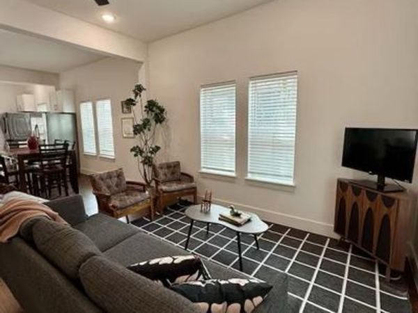 606 E Woodard Street, Denison, TX 75021