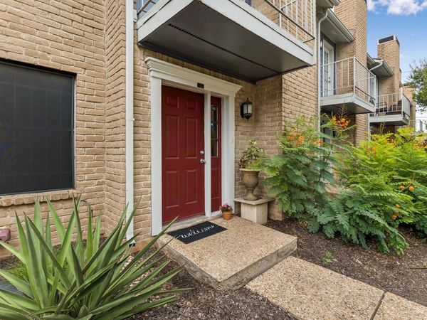 842 BANISTER LN , Austin, TX 78704