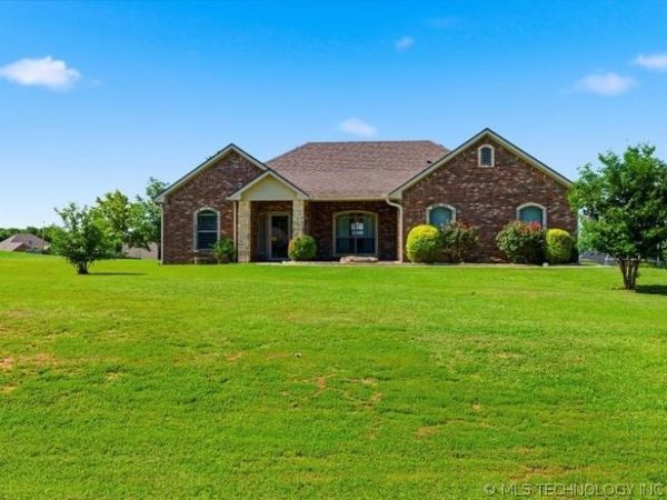 317 N Payton Place Lake , Ada, OK 74820