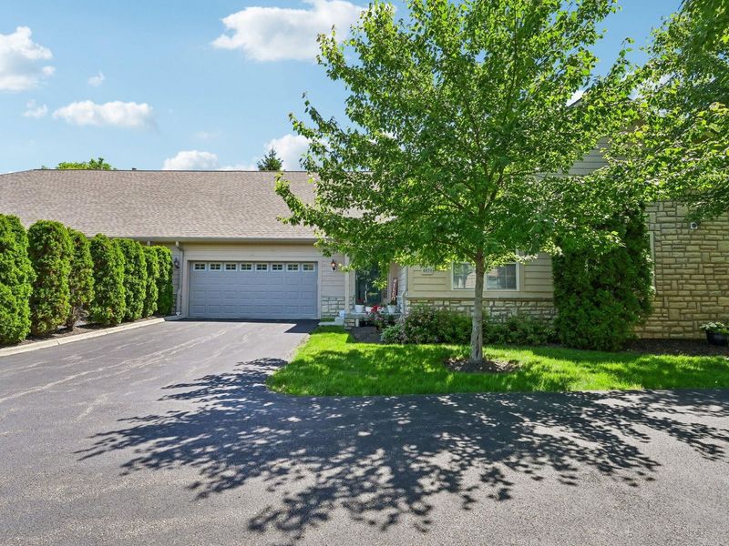 4859 Rays Circle , Dublin, OH 43016 Photo 3