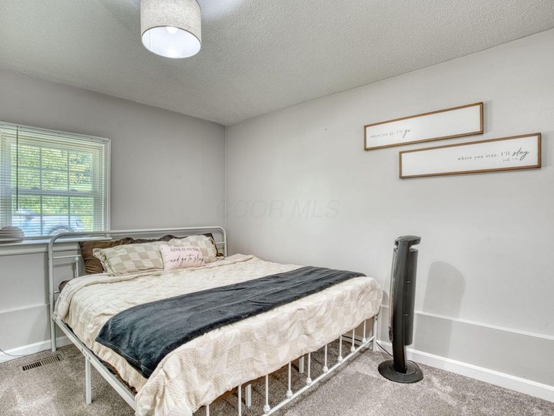 512 Mill Street , Utica, OH 43080 Photo 17