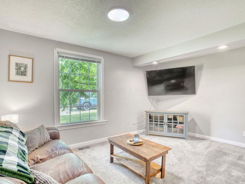 512 Mill Street , Utica, OH 43080 Photo 6