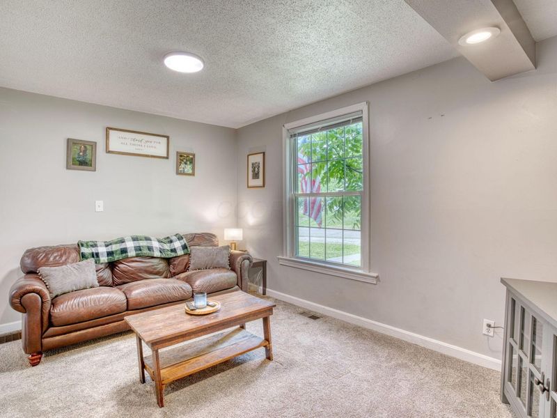 512 Mill Street , Utica, OH 43080 Photo 7