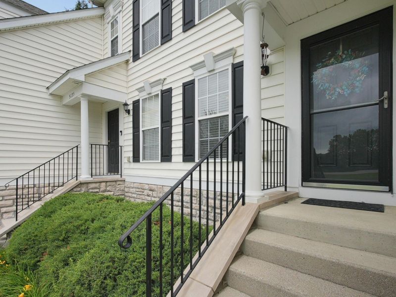 5139 Twin Falls Drive , Dublin, OH 43016 Photo 3
