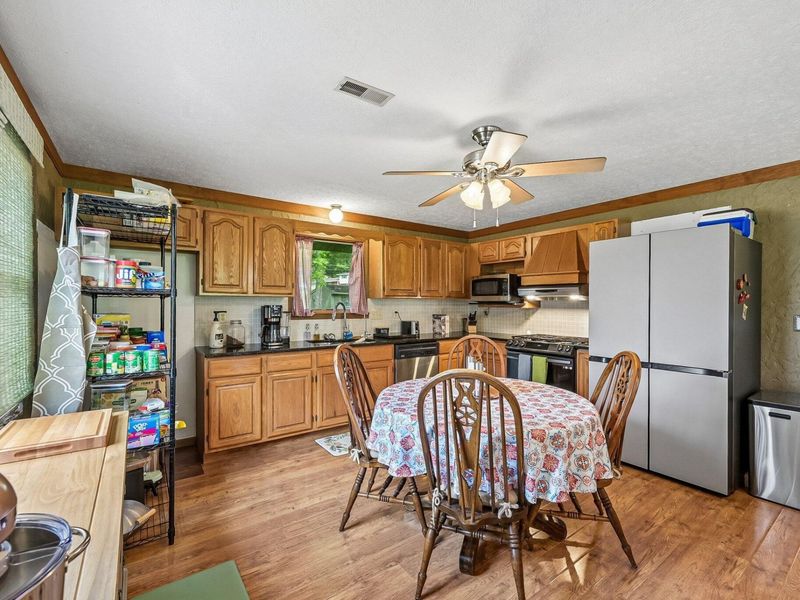 72 Briarwood Drive, Newark, OH 43055 Photo 13