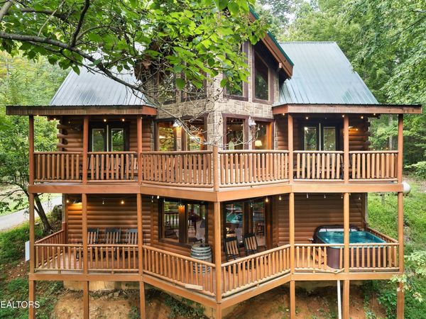 4416 Ashli Erin Way, Gatlinburg, TN 37738