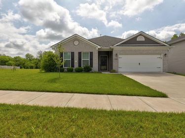 132 Kirkstall Way, Georgetown, KY 40324