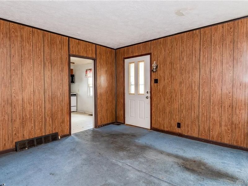1653 Pell Drive, Dayton, OH 45410 Photo 6