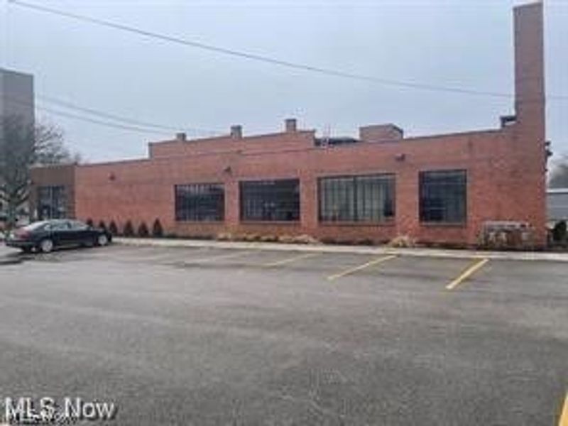 347UP Center Street, Unit 205, Ashtabula, OH 44004 Photo 2