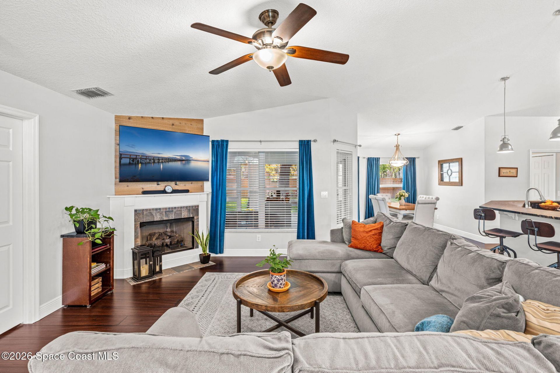 676 Sheridan Woods Drive , Melbourne, FL 32904 Photo