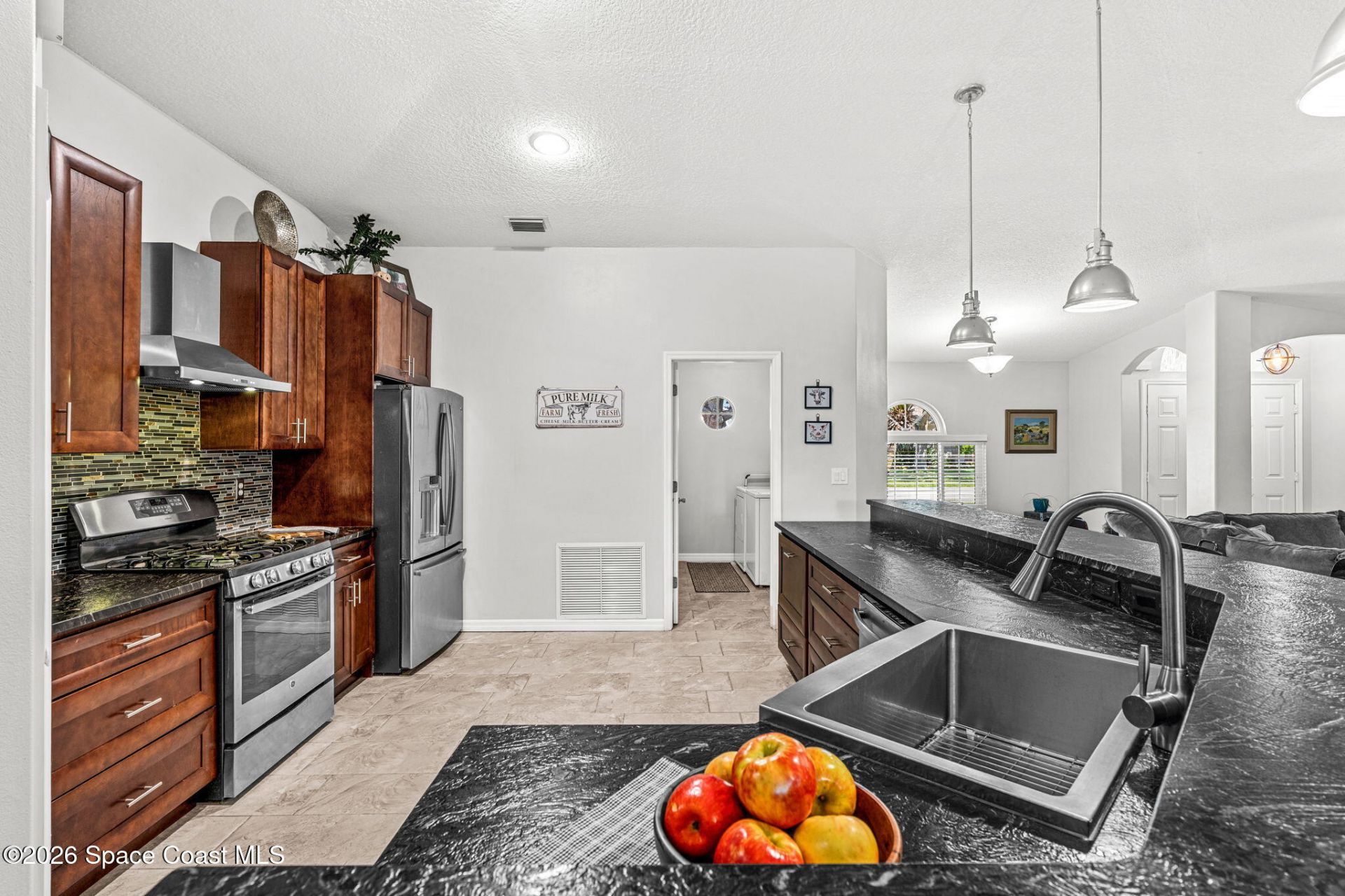 676 Sheridan Woods Drive , Melbourne, FL 32904 Photo