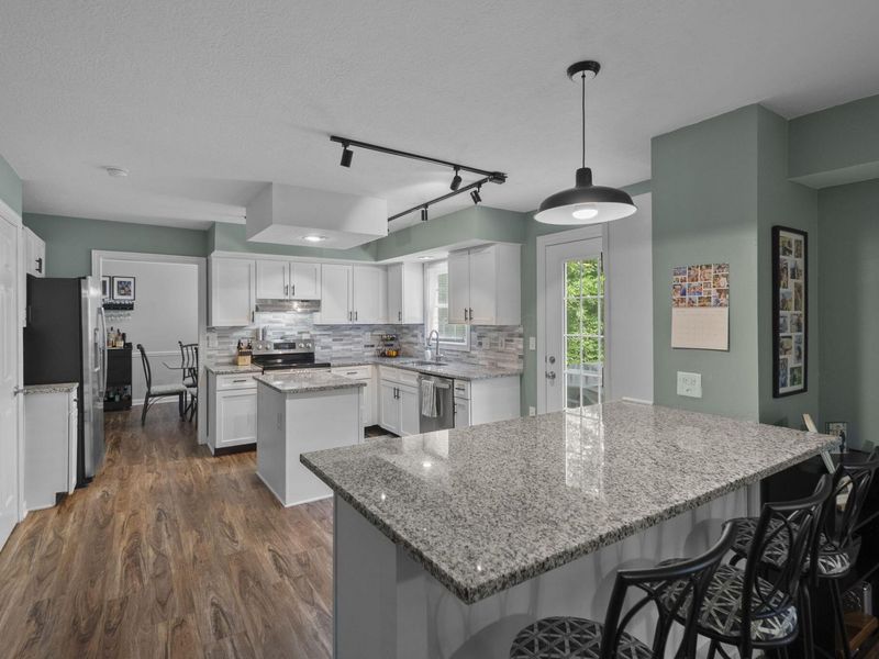 2391 Fishinger Road, Columbus, OH 43221 Photo 26