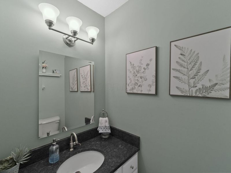 2391 Fishinger Road, Columbus, OH 43221 Photo 33