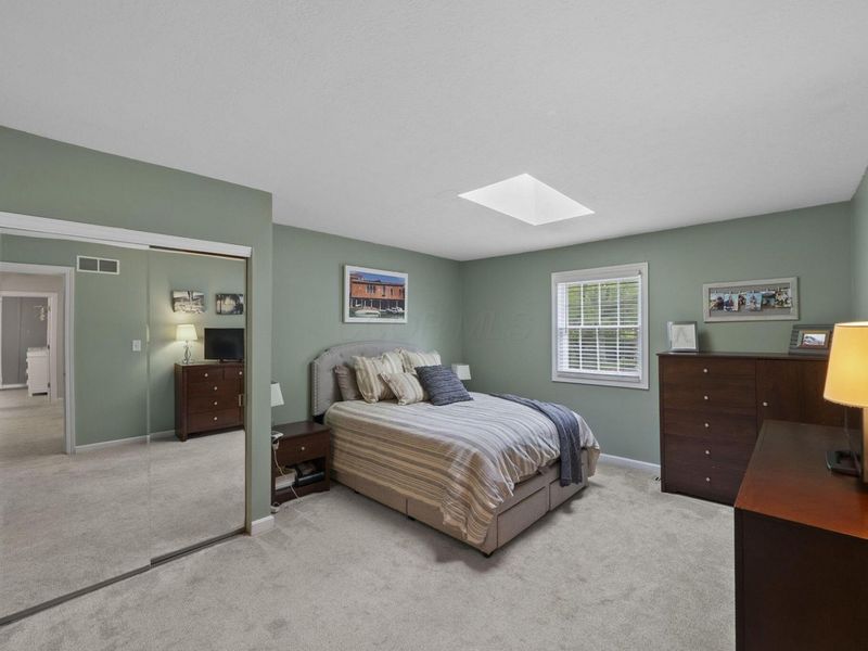 2391 Fishinger Road, Columbus, OH 43221 Photo 36