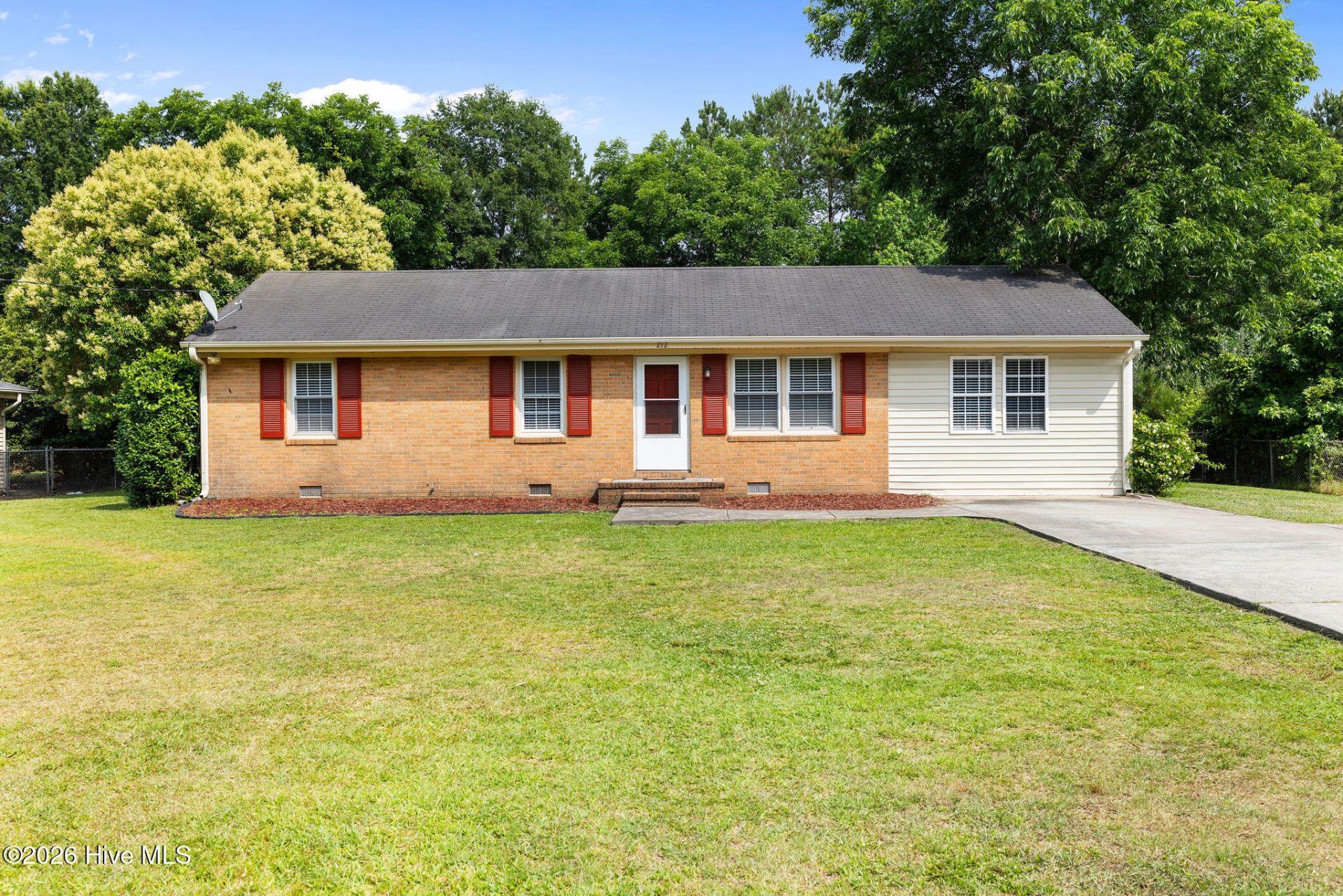 212 S Nc 581 Highway S, Goldsboro, NC 27530 Main Photo
