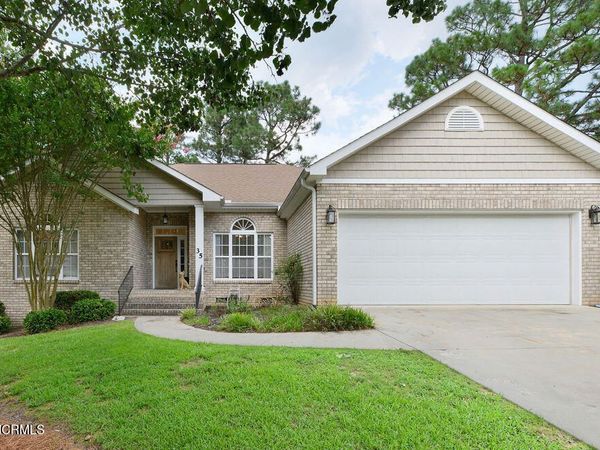 35 Bedford Circle, Pinehurst, NC 28374