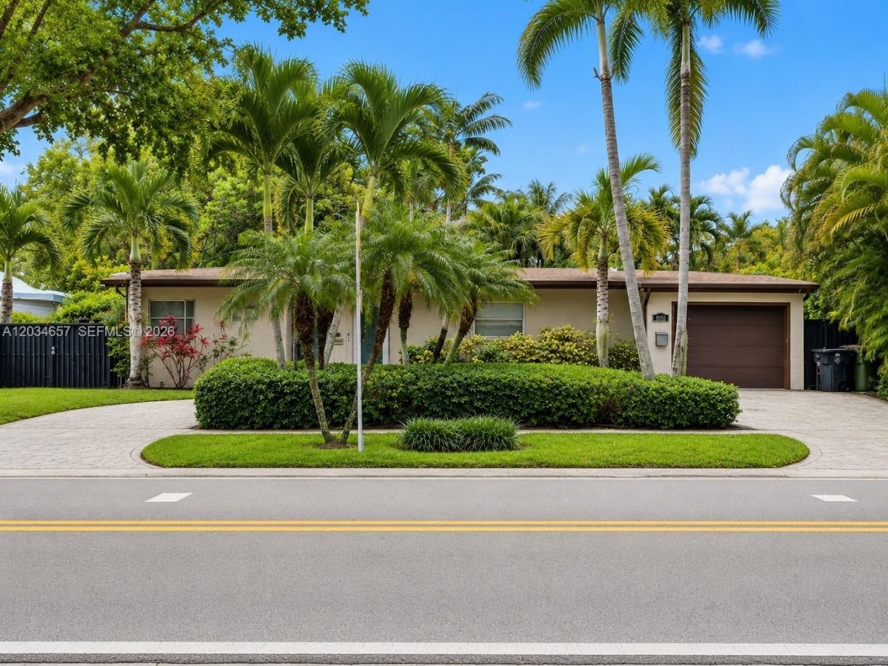 1850 Keystone Blvd, North Miami, FL 33181 Photo