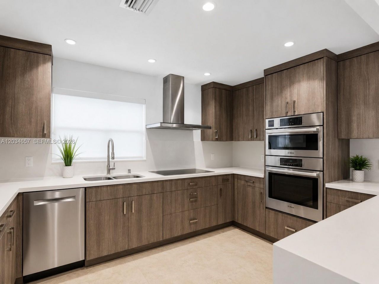 1850 Keystone Blvd, North Miami, FL 33181 Photo