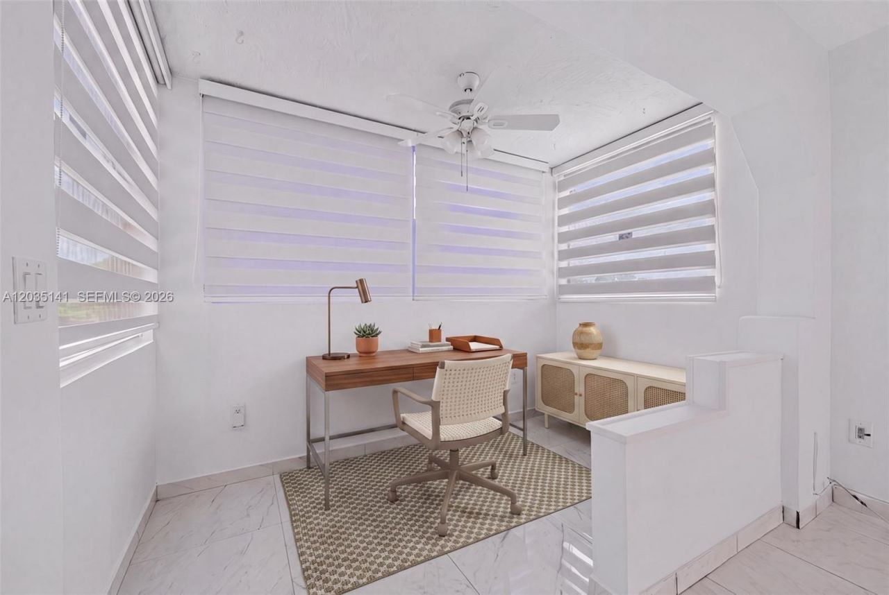 10300 Coral Way, Unit C25, Miami, FL 33165 Photo
