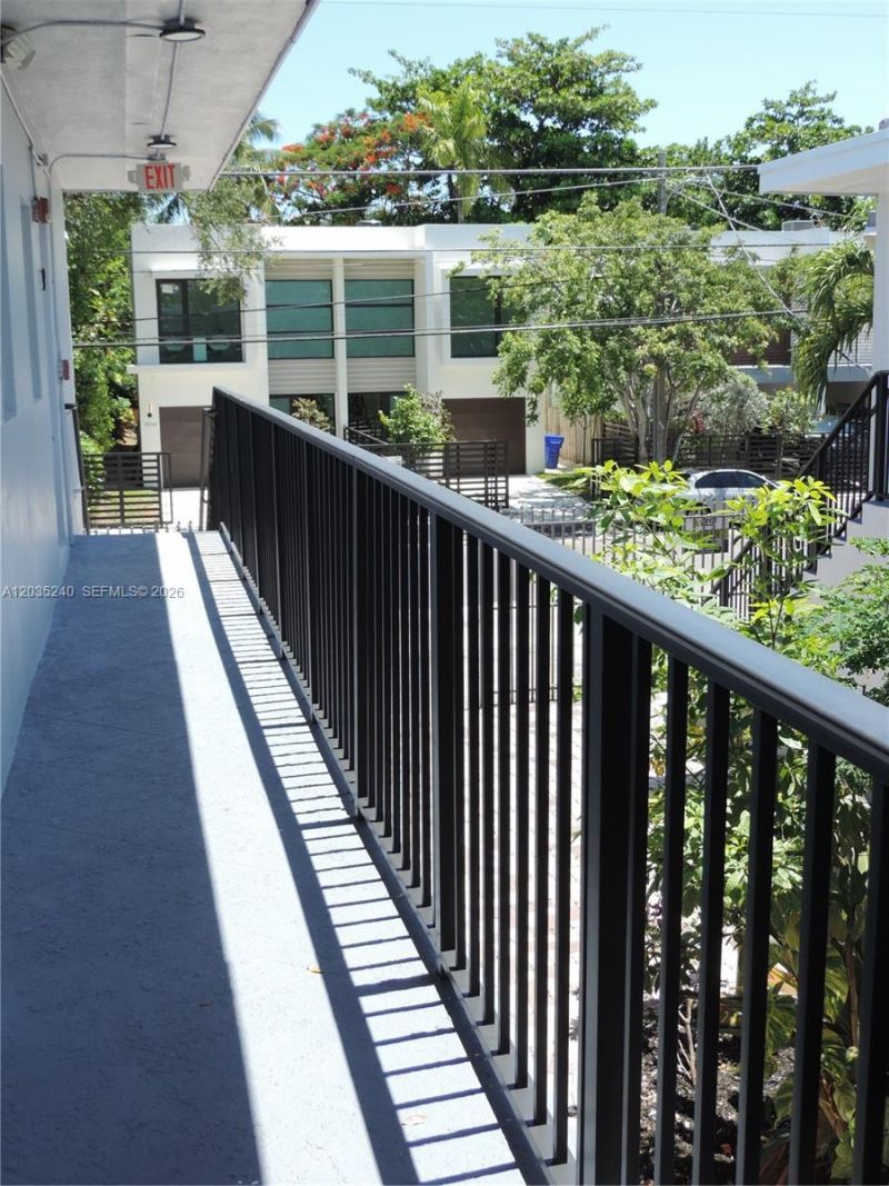 3615 Thomas Ave , Unit 11, Miami, FL 33133 Photo