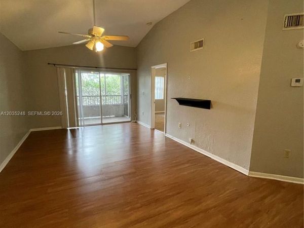 2820 N Oakland Forest Dr , Unit 210, Oakland Park, FL 33309