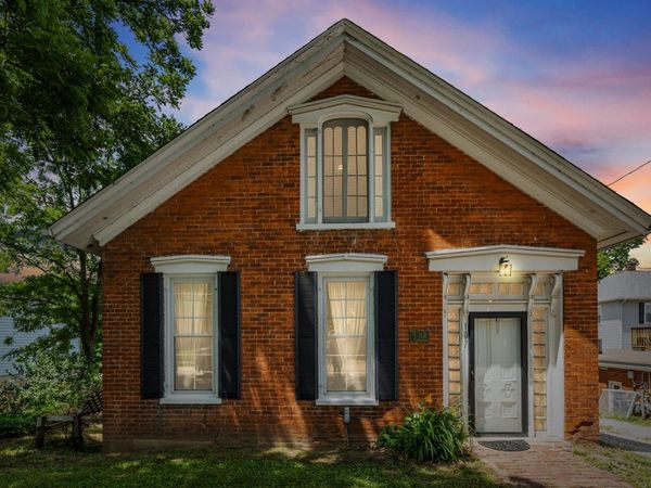 107 S High Street , Port Byron, IL 61275