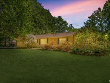 6 Snogles Lane , Baldwinsville, NY 13027