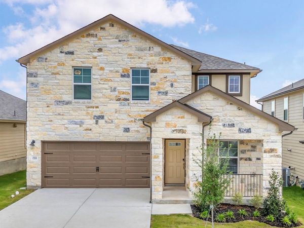 233 El Capitan LOOP, Dripping Springs, TX 78620