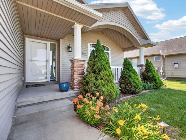 4207 146th Street, Urbandale, IA 50323