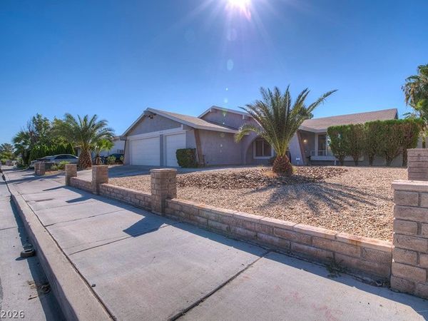 5461 Palmyra Avenue , Las Vegas, NV 89146