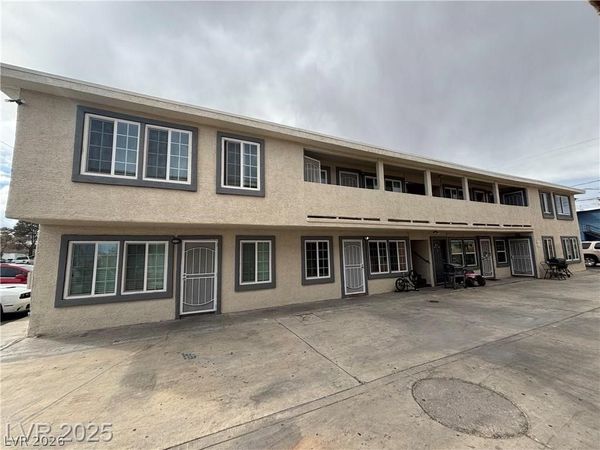 1420 Putnam Avenue , Unit 4, North Las Vegas, NV 89030