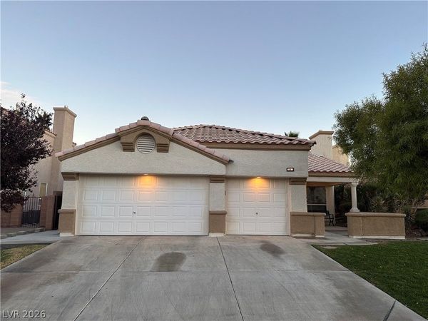 1515 Emerald Peak Avenue , Henderson, NV 89012