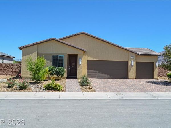 5528 Eleganza Avenue, Pahrump, NV 89061