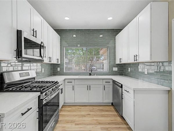 8024 Exploration Avenue, Las Vegas, NV 89131