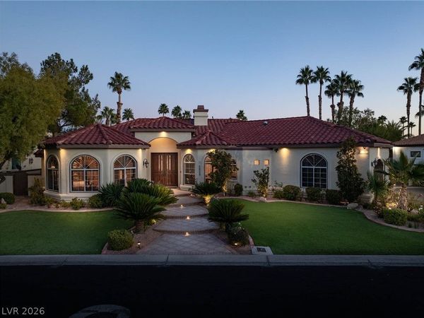 2204 Glenbrook Way , Las Vegas, NV 89117