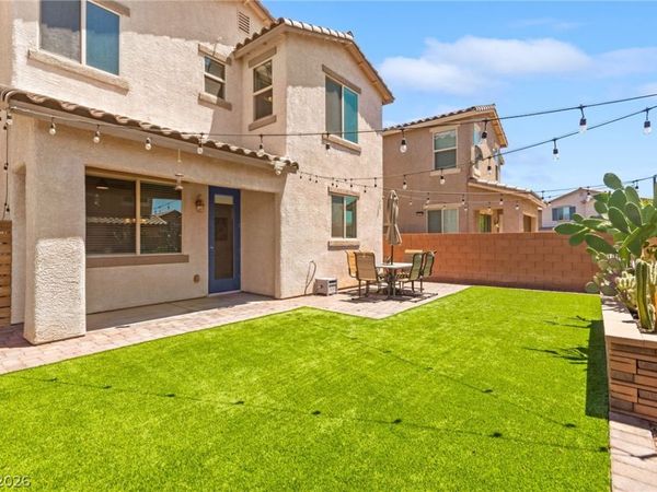 6435 Point Isabel Way , Las Vegas, NV 89122