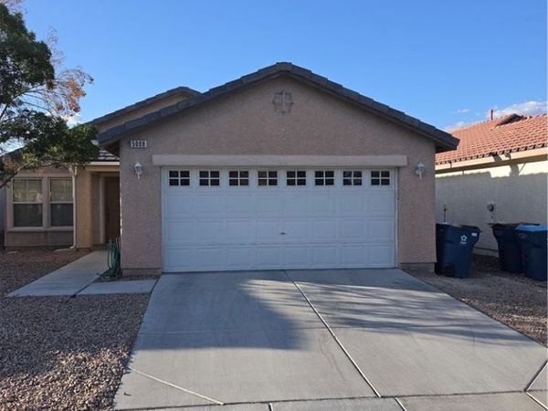 5008 Apache Valley Avenue , Las Vegas, NV 89131