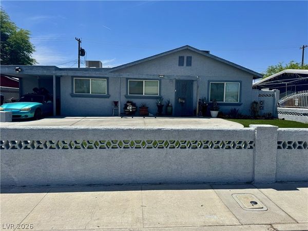 2901 Caney Street , North Las Vegas, NV 89030