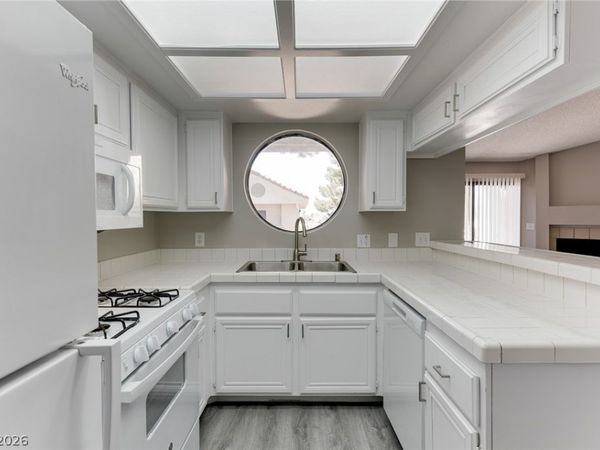 830 N Sloan Lane, Unit 202, Las Vegas, NV 89110