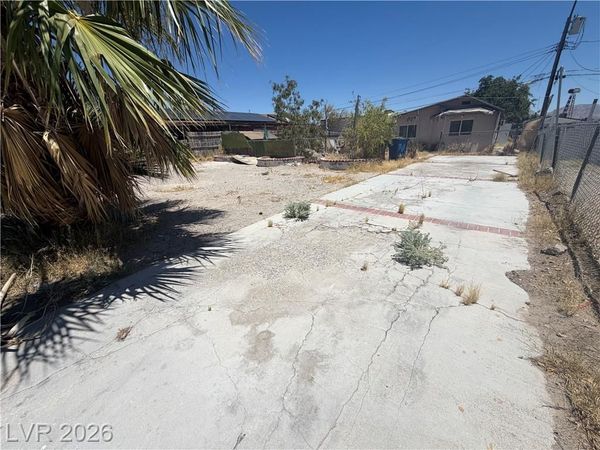 1824 Stanford Street , North Las Vegas, NV 89030