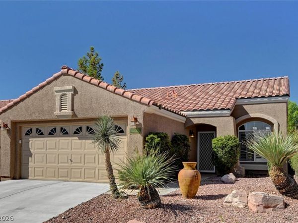 7913 Pottery Creek Drive , Las Vegas, NV 89128