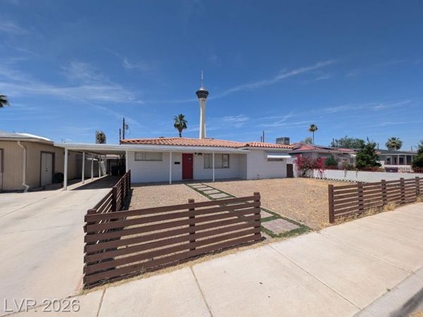 2216 Santa Ynez Drive , Las Vegas, NV 89104
