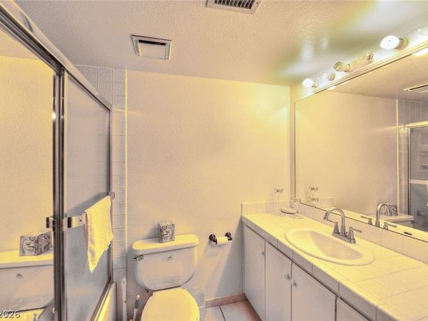 3823 S Maryland Parkway , Unit K11, Las Vegas, NV 89119