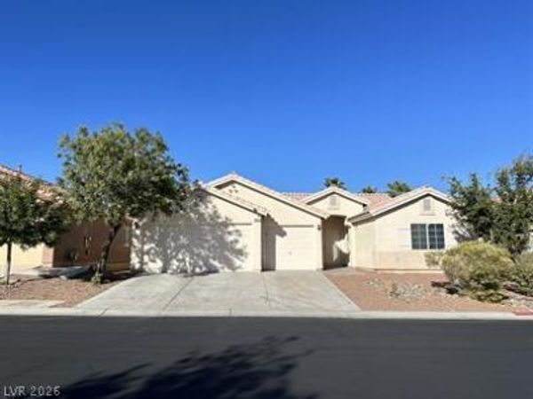 8846 Frasure Falls Avenue , Las Vegas, NV 89178
