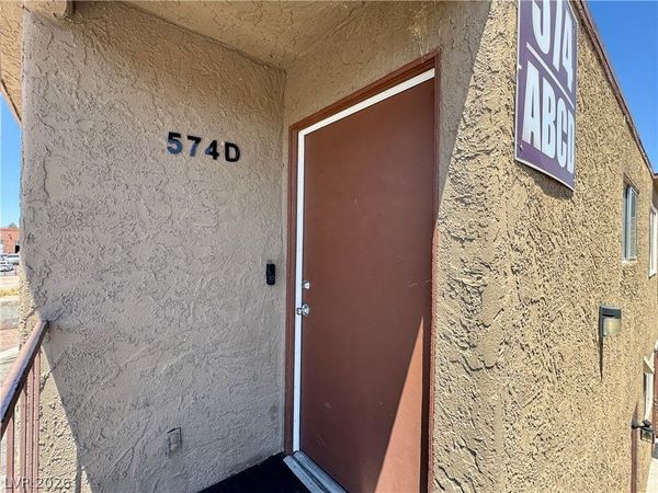 574 Roxella Lane , Unit D, Las Vegas, NV 89110