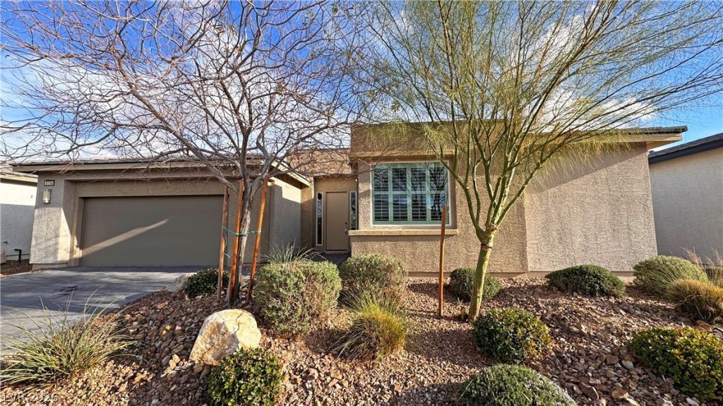 5119 E Long Leaf Court , Pahrump, NV 89061