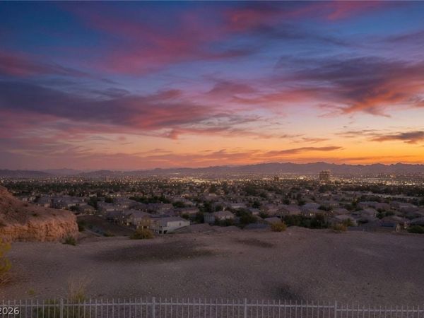 1844 Scimitar Drive , Henderson, NV 89014