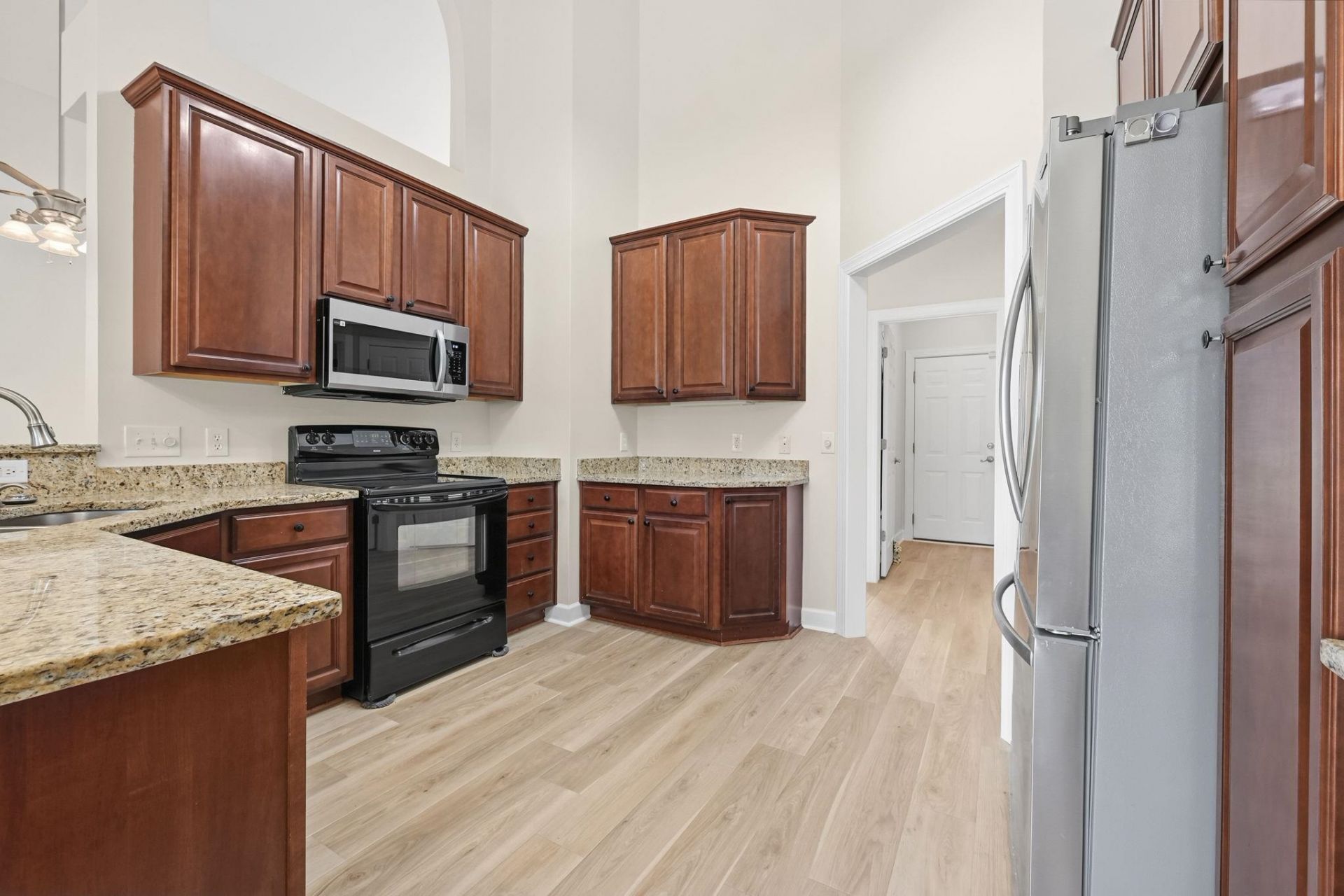 109 Mesa Raven Dr.  Photo 14