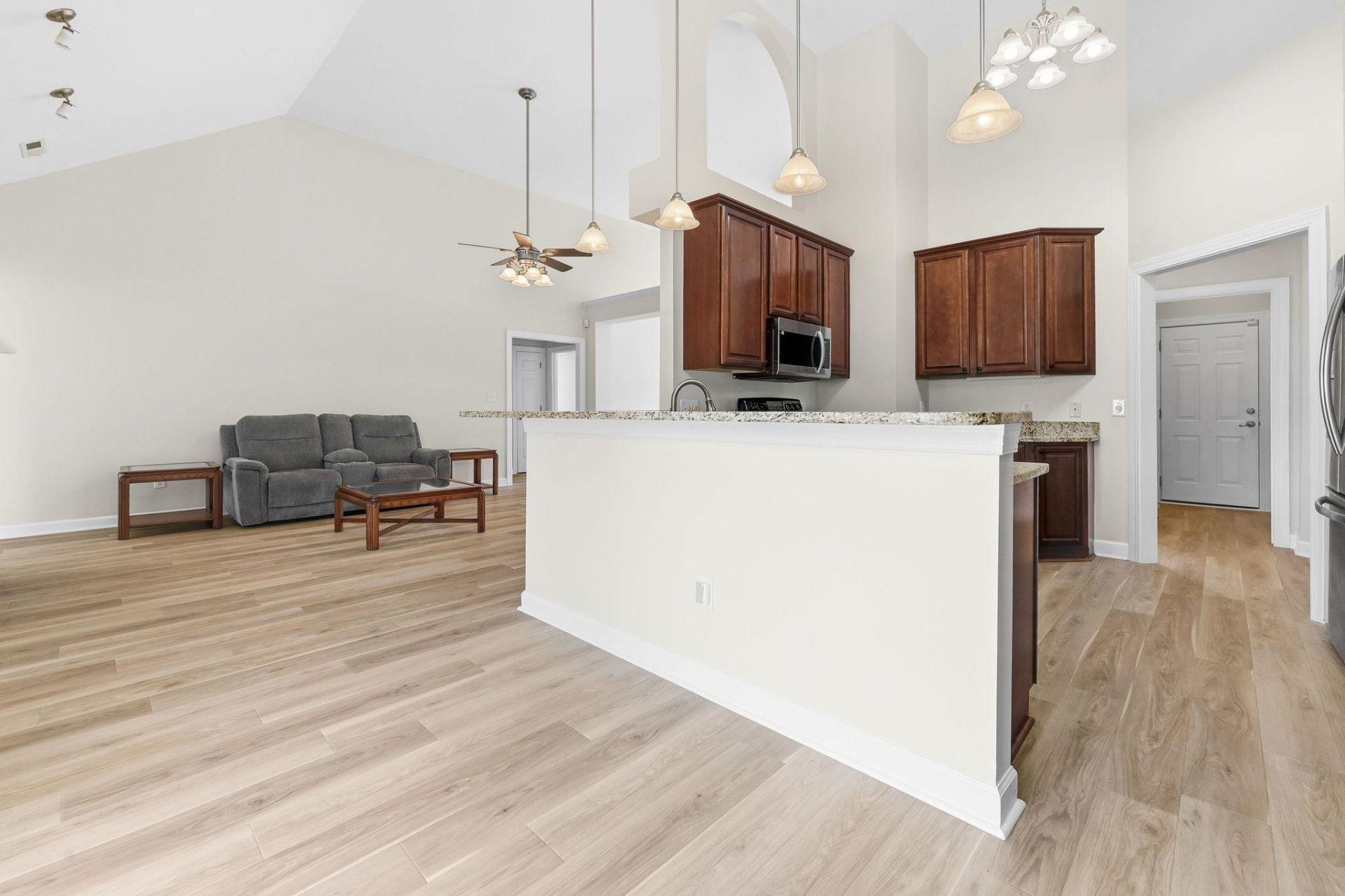 109 Mesa Raven Dr.  Photo 16