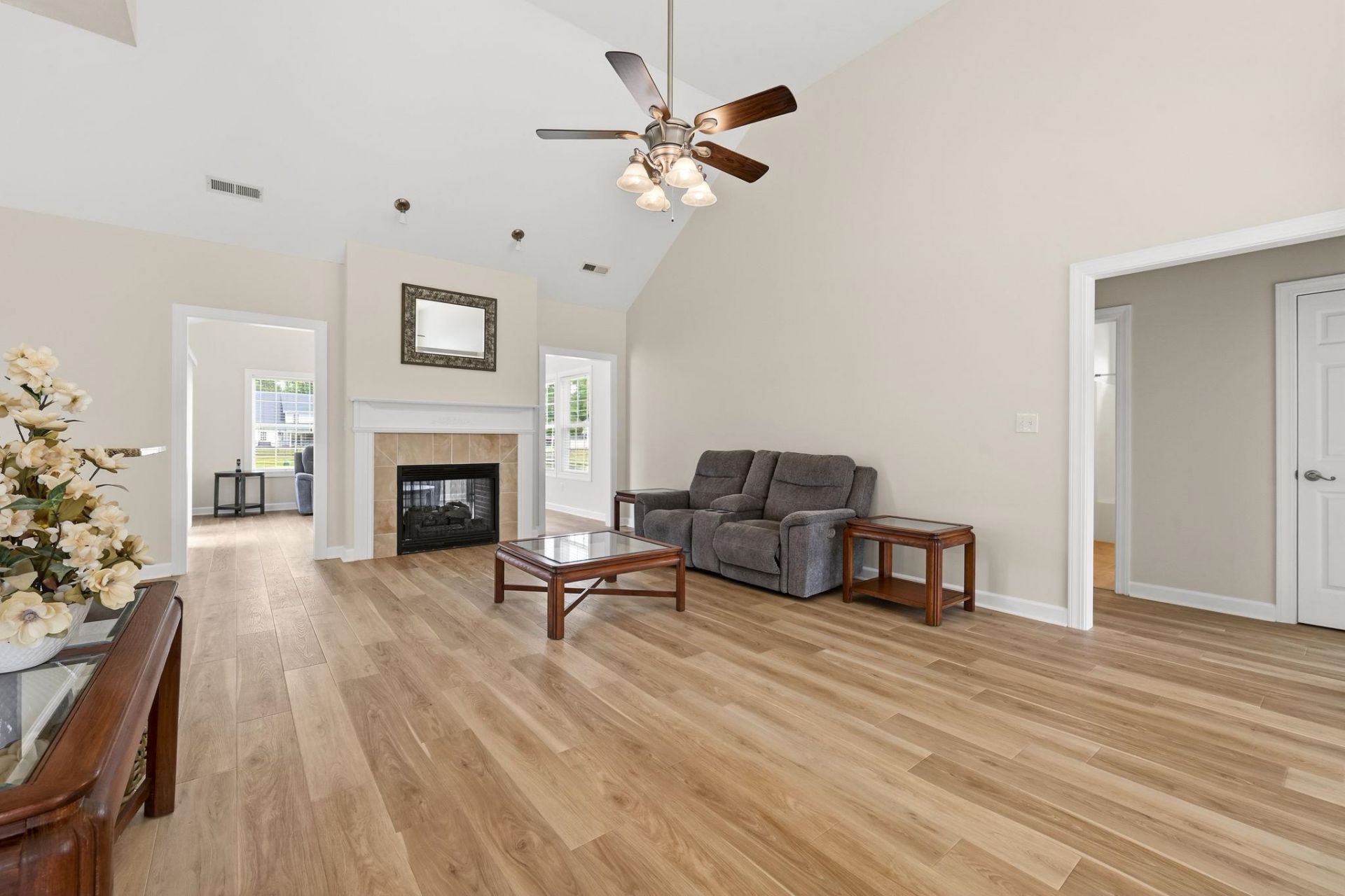 109 Mesa Raven Dr.  Photo 23
